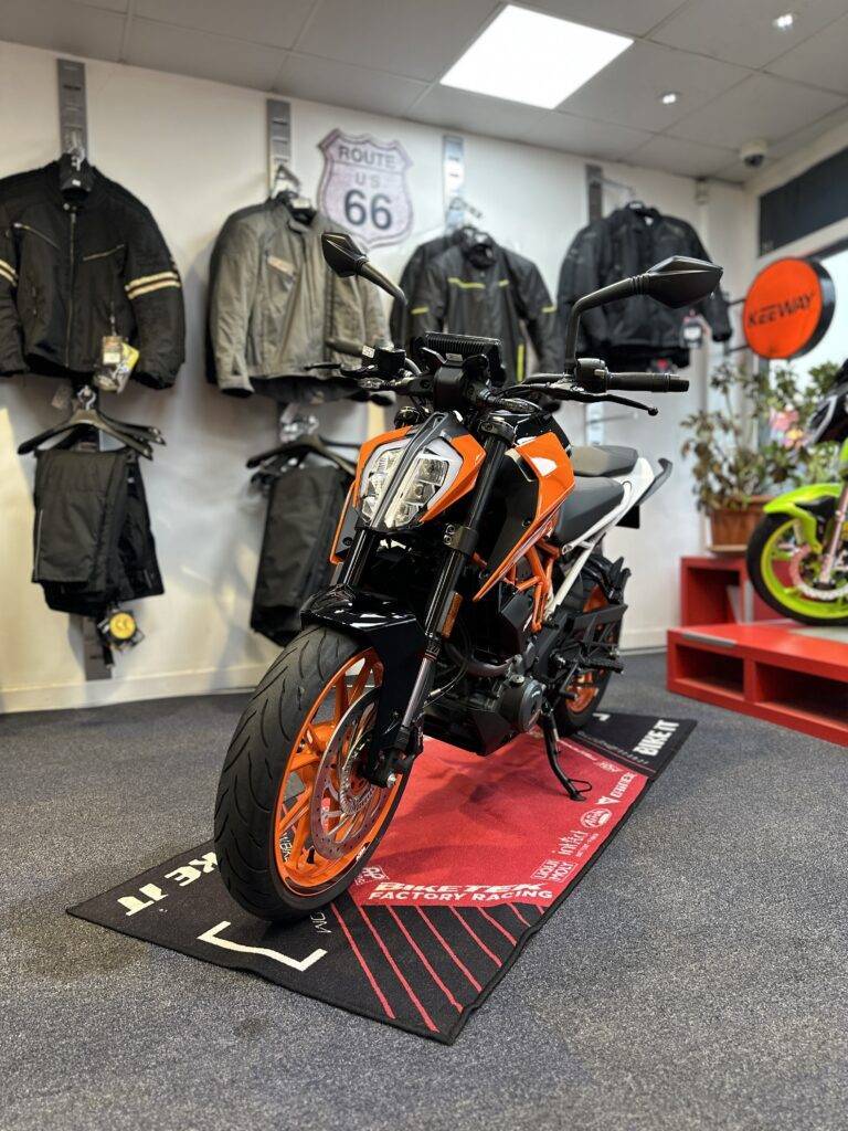 Second Hand KTM Duke 390 for sale Weston super mare