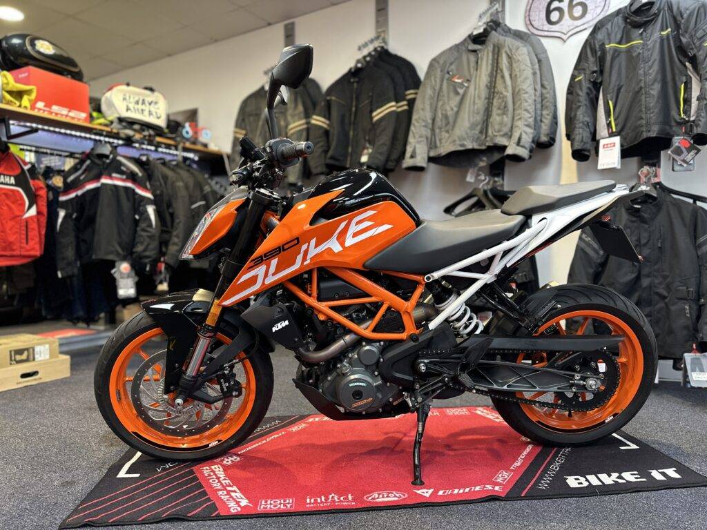 Second Hand KTM Duke 390 for sale Weston super mare